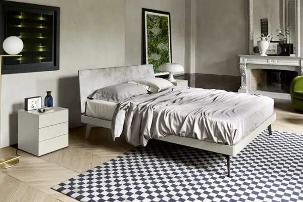 Letto con testiera imbottita Aliante 2.0 di Sangiacomo