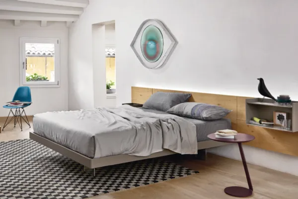 Letto matrimoniale in legno con testiera boiserie Ecletto 2.0 di Sangiacomo