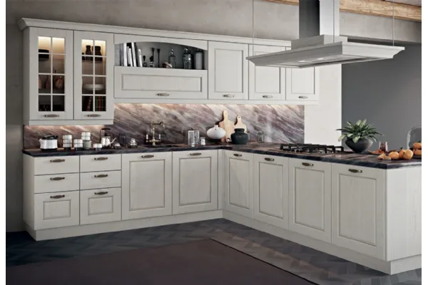 Cucina in legno con top e schiena in laminato speciale, Asolo di Arredo 3