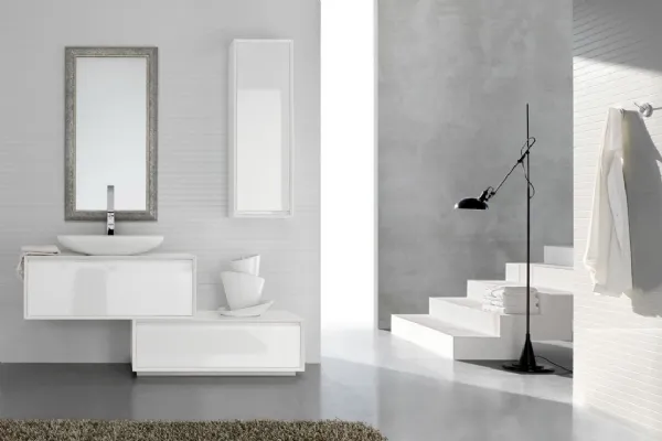 Mobile con bordo a 45° in laccato bianco E 45 di Arcom