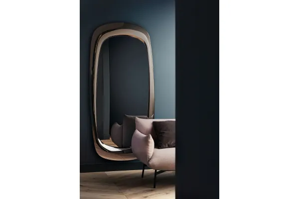 Specchio Bold con cornice a specchio H200 di Midj