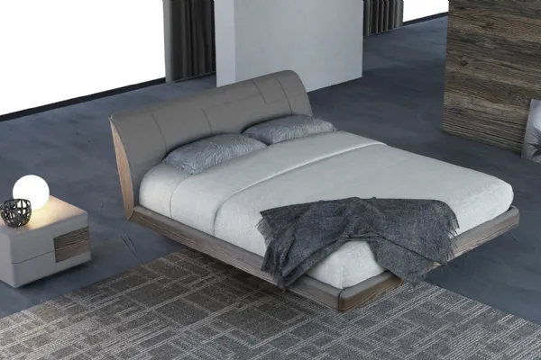 Letto con testiera in quercia tabacco con imbottitura in econabuk cenere Prestige di Voltan