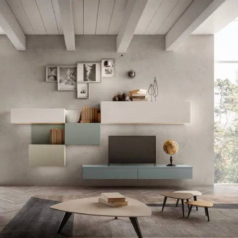 Parete Attrezzata in legno laccato opaco nebbia, verde oliva, verde muschio e carta da zucchero Living 02 di Arredo3