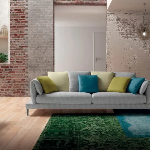 Divano moderno in tessuto Upper Twist di Samoa