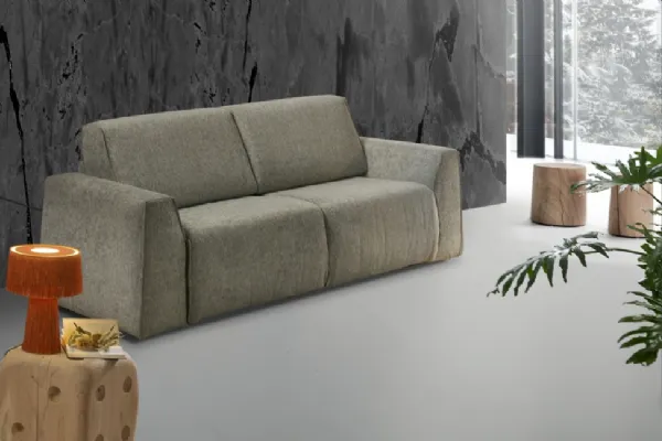 Divano Letto lineare dalla forma originale in tessuto Wilder di Excò