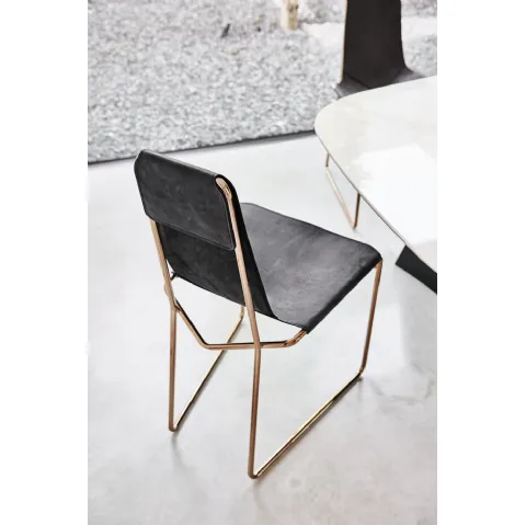 Sedia con sedile in cuoio e struttura in metallo Mia S M CU di Midj