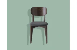 Sedia pratica e funzionale con struttura in legno e sedile imbottito, Robinson Soft di Connubia