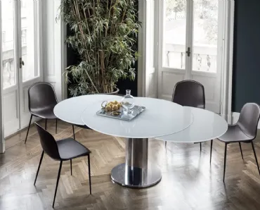 Sedia Seventy rivestita in cuoio con struttura in acciaio laccato di Bontempi