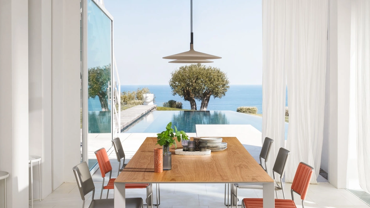 Sedia in tessuto Slim di Midj