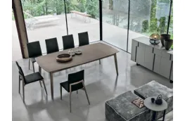 Tavola da pranzo Bloom di Tomasella