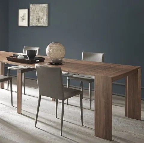 Tavolo Artistico con top in marmo e base in acciaio laccato di Bontempi