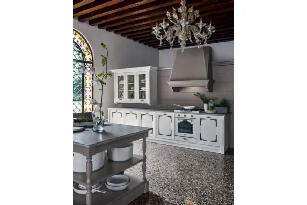 Cucina Classica con isola in laccato opaco seta bianco e seta creta Etoile Splendour di Cesar
