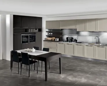 Cucina Classica lineare Itaca in Frassino massello decapè e laccato a poro aperto di Arredo3