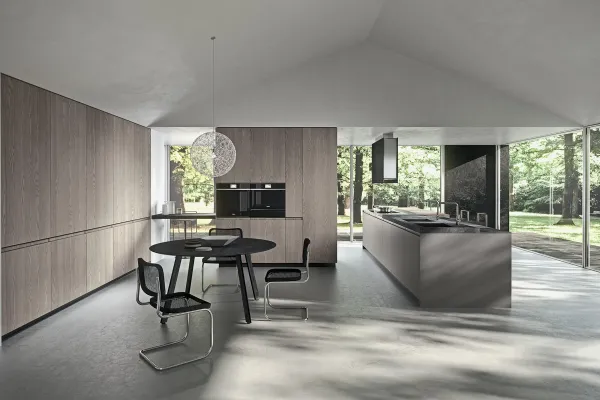Cucina Design lineare in laccato grigio Londra con top in acciaio e gres Savoia Antracite Ak 05 TailorMade 04 di Arrital
