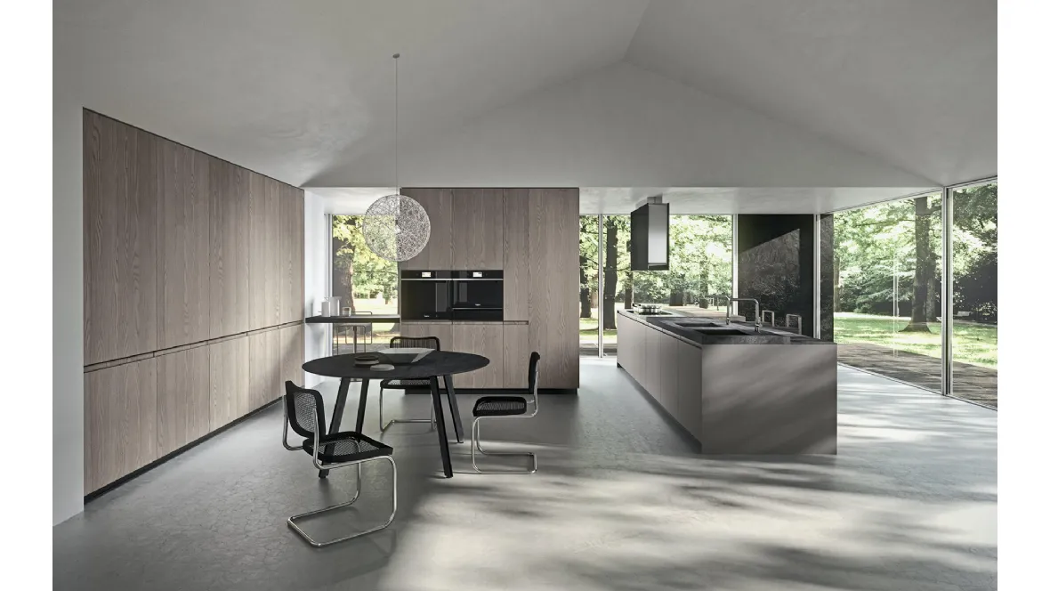 Cucina Design lineare in laccato grigio Londra con top in acciaio e gres Savoia Antracite Ak 05 TailorMade 04 di Arrital