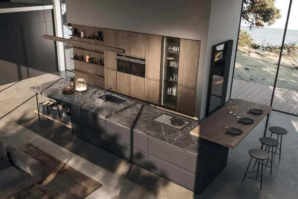 Cucina Design in laccato Ardesia con top in marmo pietra grey e penisola e colonne in castagno spazzolato Ak 07 01 di Arrital