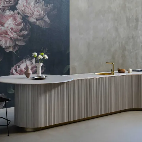 Cucina Design lineare Tangram in laccato opaco di Cesar