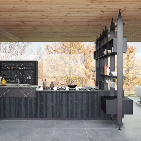 Cucina Moderna con penisola Maxima Natural Sharing in essenza anticata Tabià Nero e top in marmo di Cesar